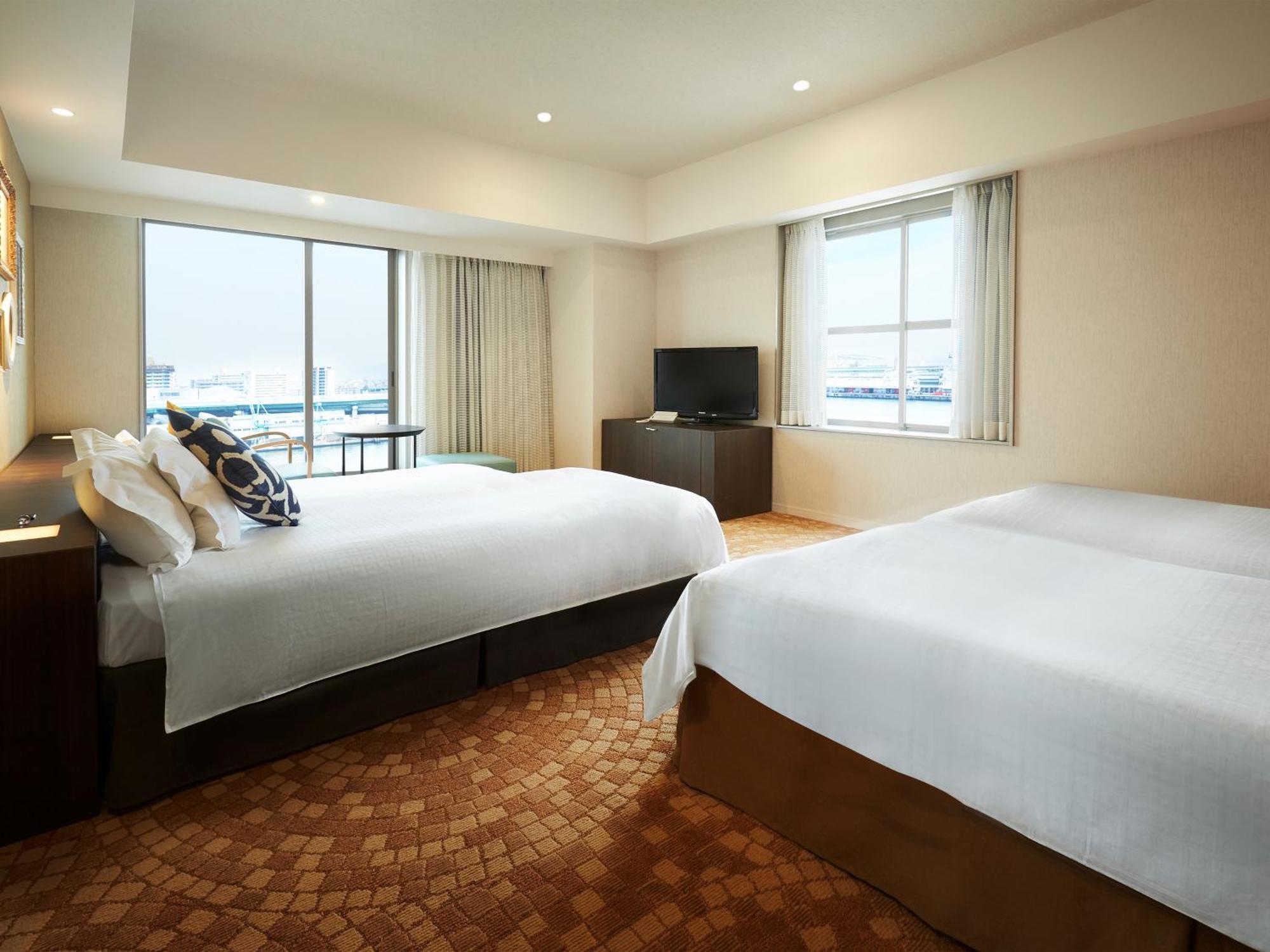 Universal Port 4* Ōsaka